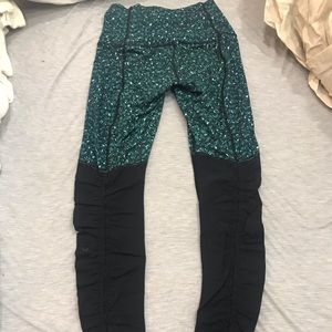 Lululemon Wunder Under Stirrup Legging size 6